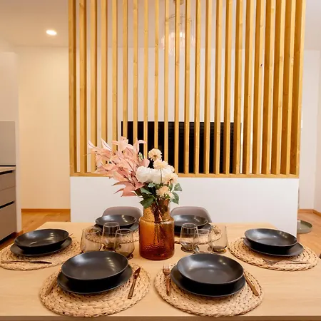 Trastevere - To With - 90mq & 3 Beds Daire